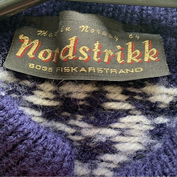 Nordstrikk Classic Norwegian Wool Metal Clasp Cardigan Sweater Small Fair Isle - Picture 8 of 9